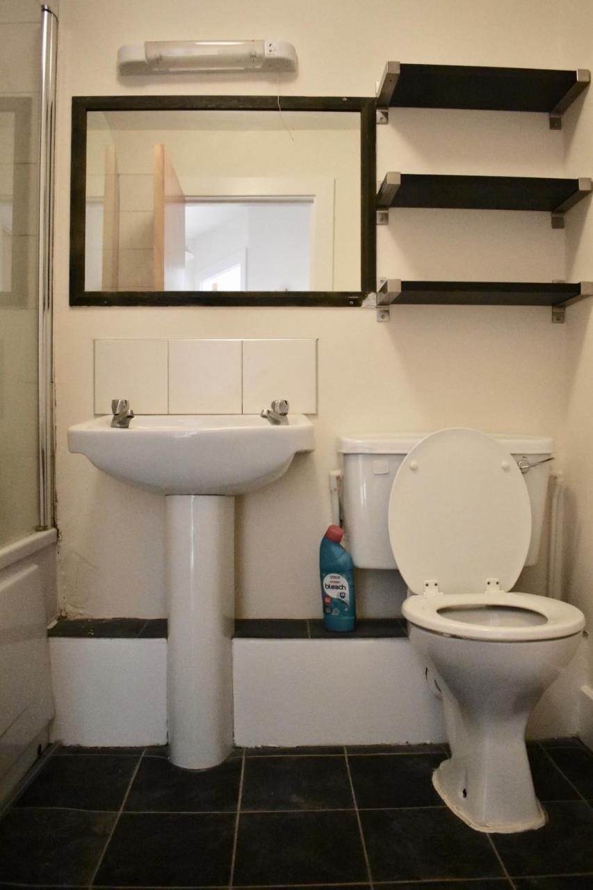 1 Bedroom In Smithfield *